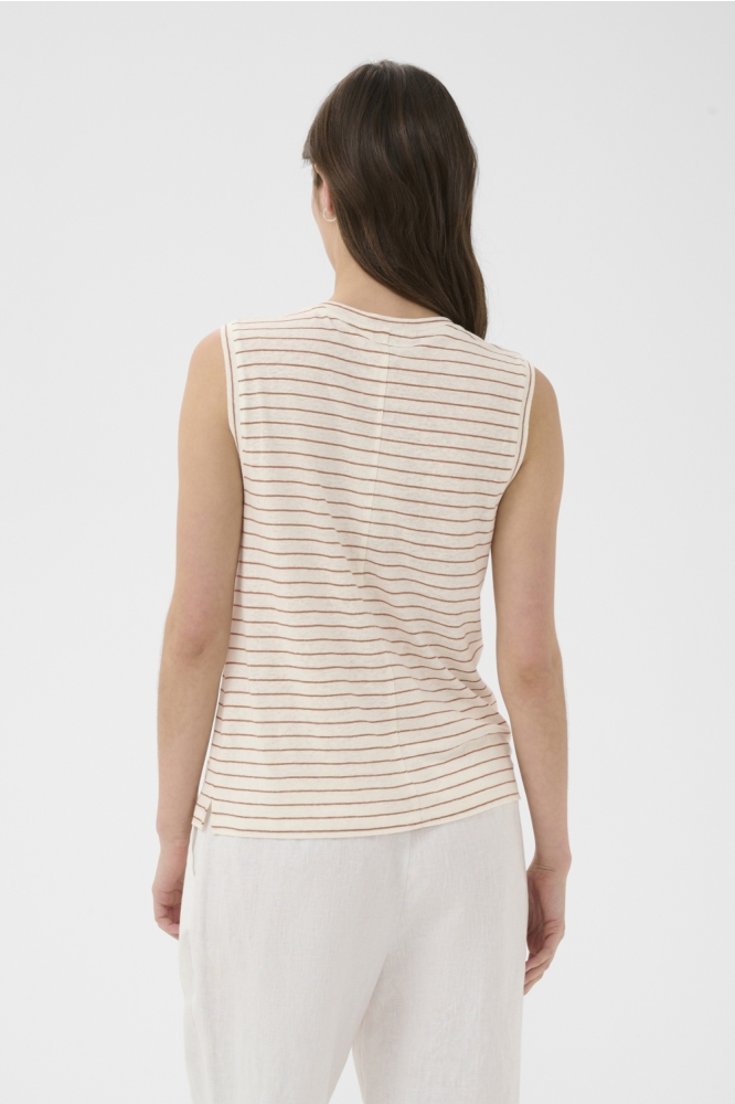 Part Two ecru dames top | Model achteraanzicht