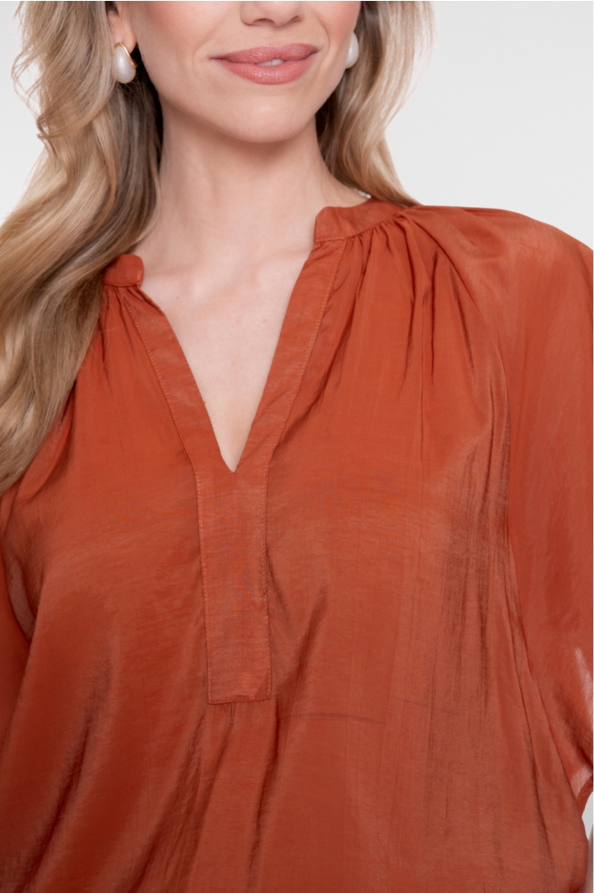 Geisha camel dames top | Kleurstaal