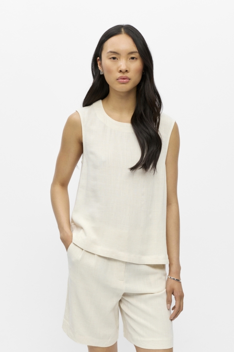Object beige dames top | Model vooraanzicht