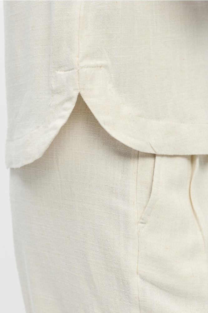 Object beige dames top | Close up