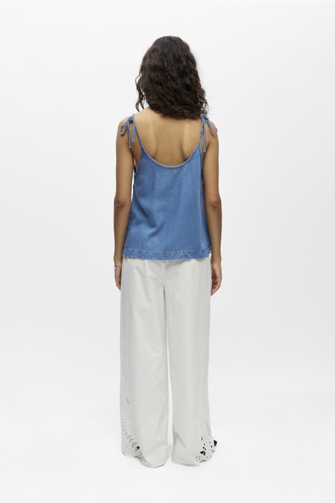 Object blauwe dames top | Model