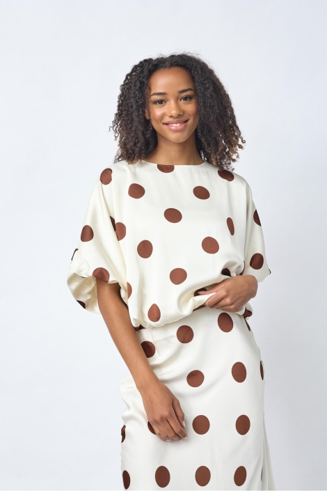 SisterS point beige dames top | Model vooraanzicht
