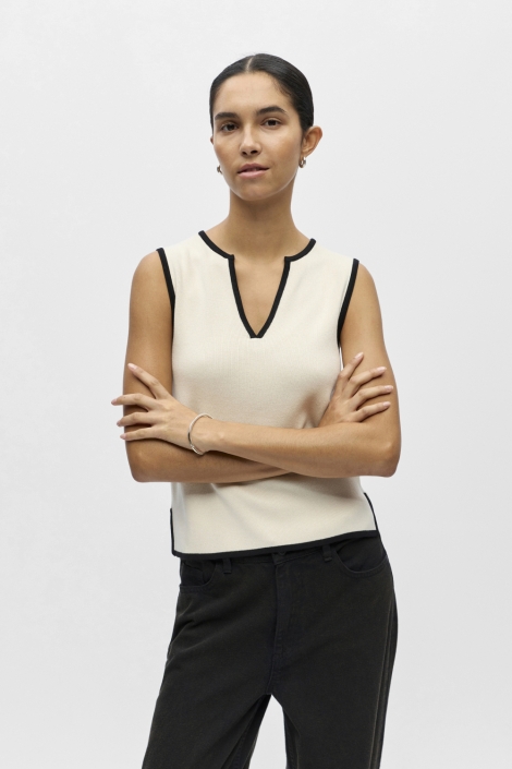 Object ecru dames top | Model vooraanzicht