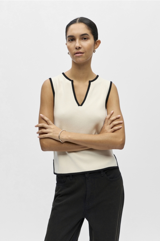 Object ecru dames top | Model vooraanzicht