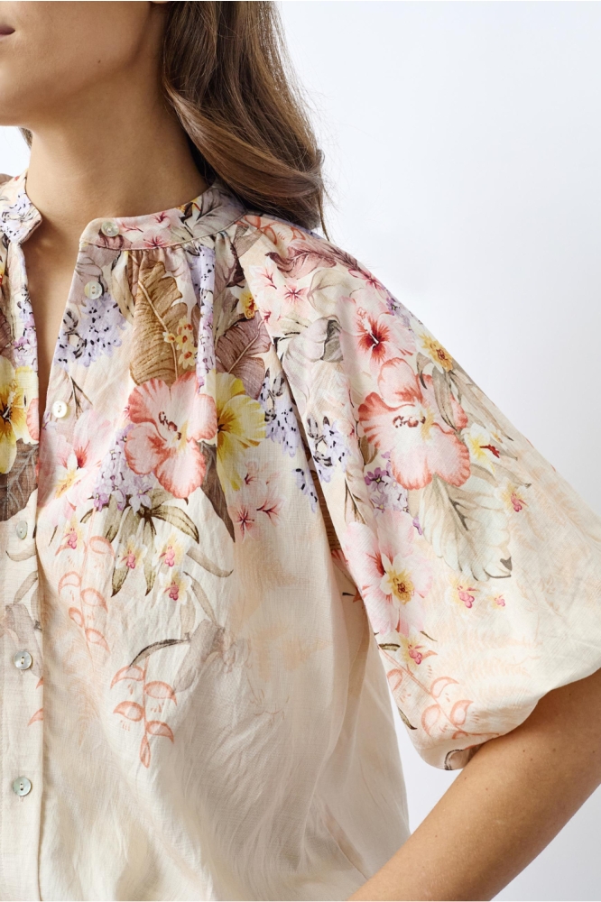 SisterS point beige dames blouse | Close up