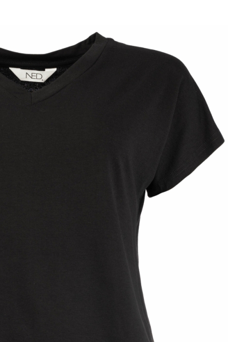 NED zwarte dames t-shirt | Close up