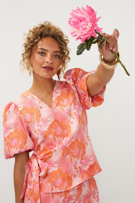 Ydence oranje dames blouse | Close up