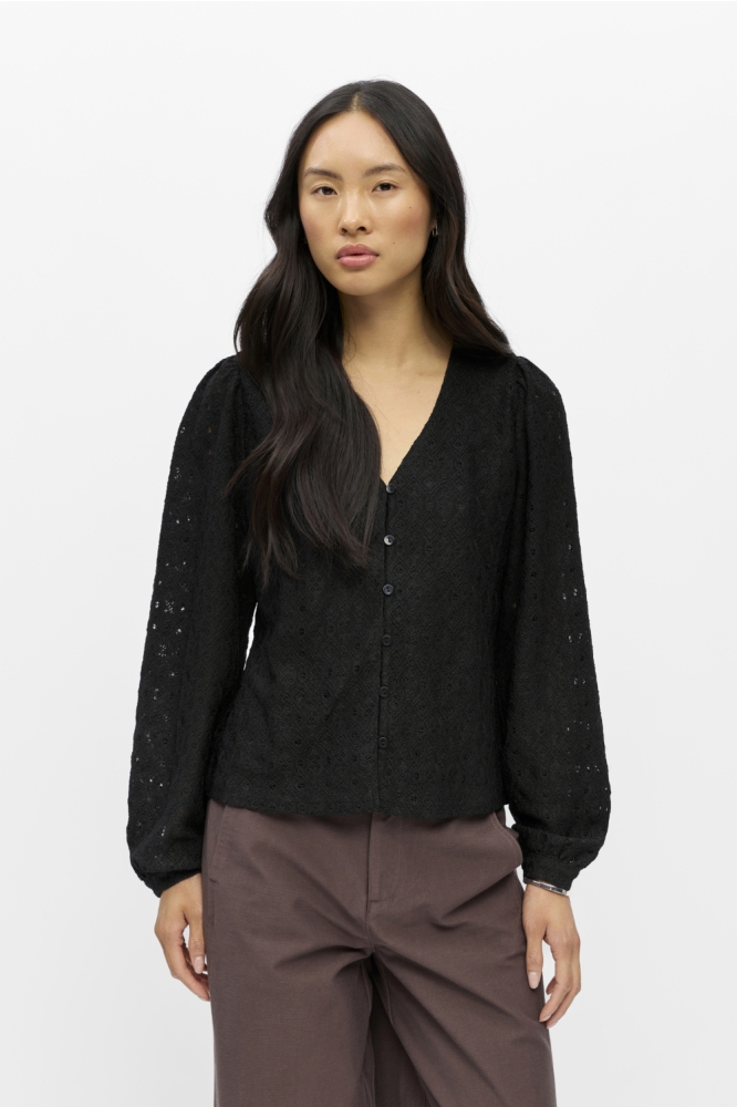Object zwarte dames blouse | Model vooraanzicht