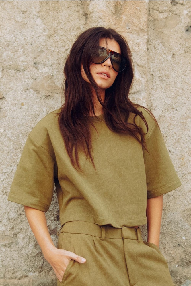 Refined Department groene dames t-shirt | Sfeerbeeld, In situatie