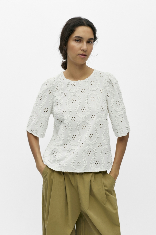 Object witte dames t-shirt | Model vooraanzicht
