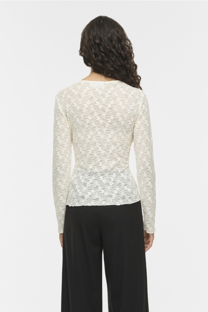 Vila witte dames top | Model achteraanzicht