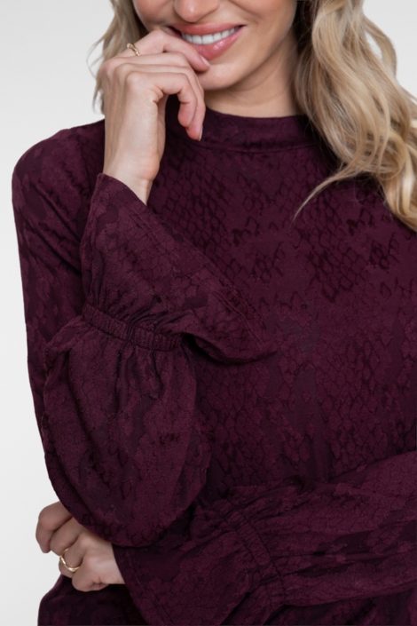 Geisha bordeaux dames t-shirt | Close up