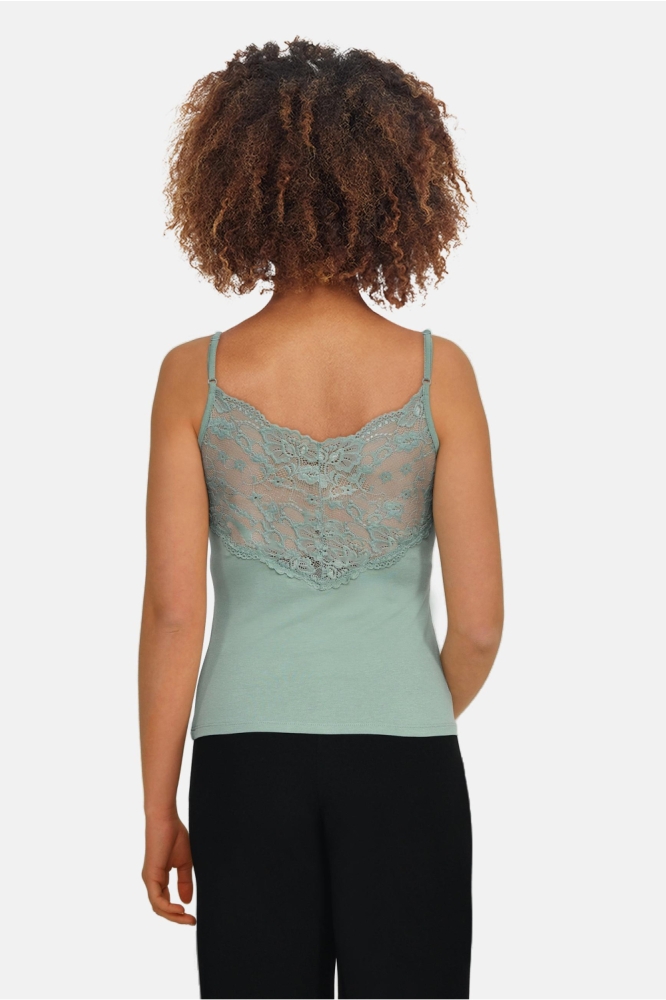 SisterS point groene dames top | Model achteraanzicht