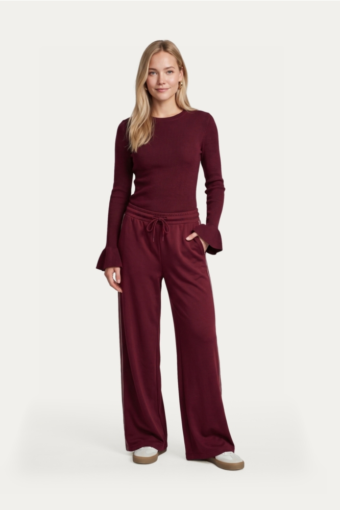 C&S The Label bordeaux dames trui | Model