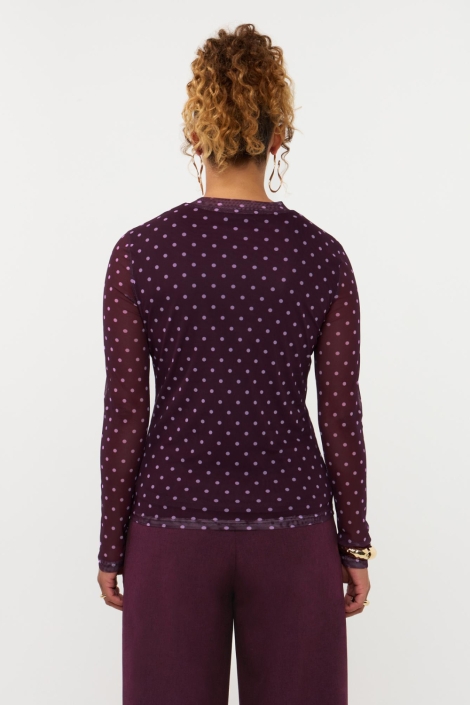 Ydence paarse dames top | Model achteraanzicht