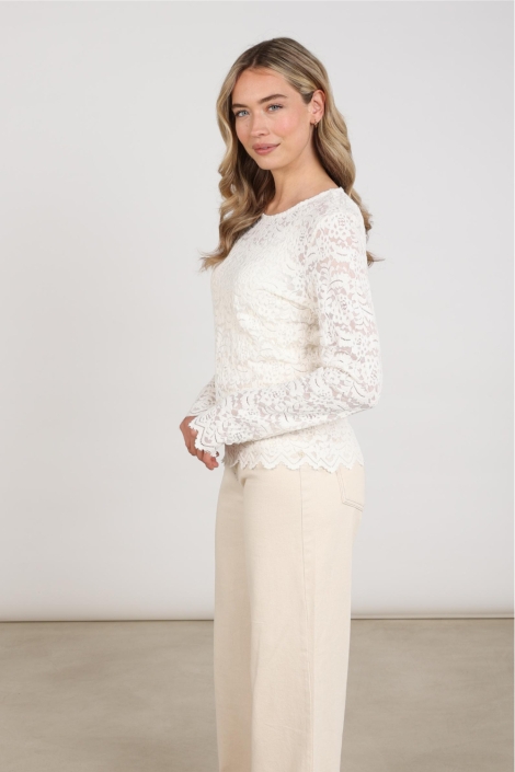 Nukus witte dames t-shirt | Model zijaanzicht