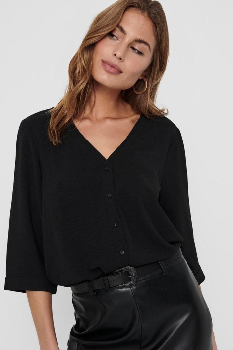 Jacqueline de Yong zwarte dames blouse | Model vooraanzicht