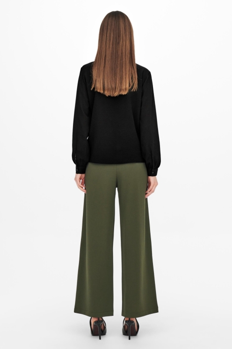 Jacqueline de Yong zwarte dames blouse | Model achteraanzicht