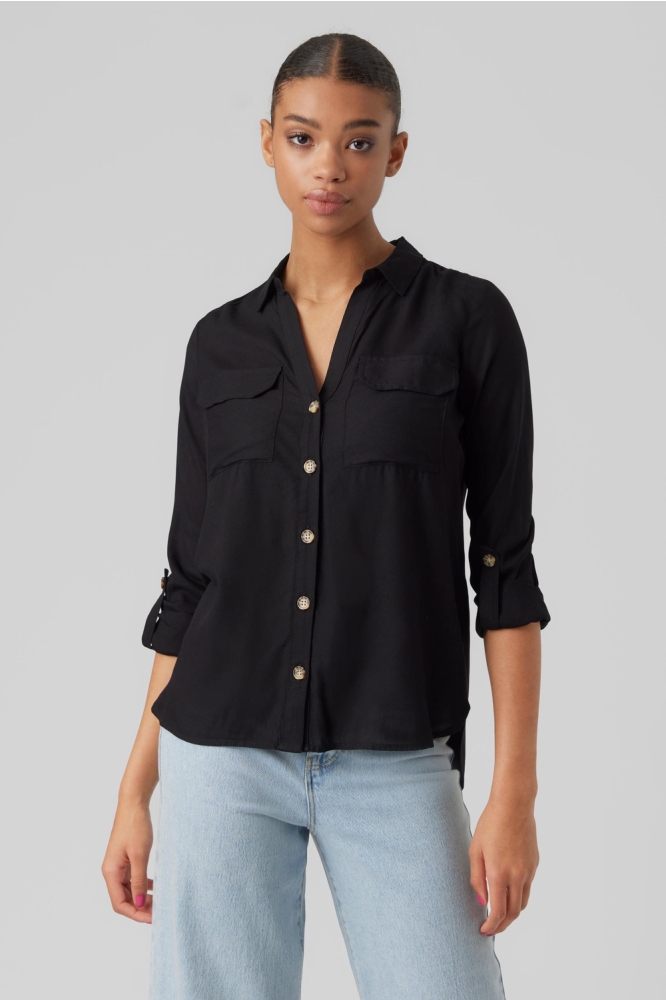 Vero Moda zwarte dames blouse | Model vooraanzicht