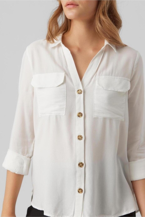 Vero Moda witte dames blouse | Model vooraanzicht