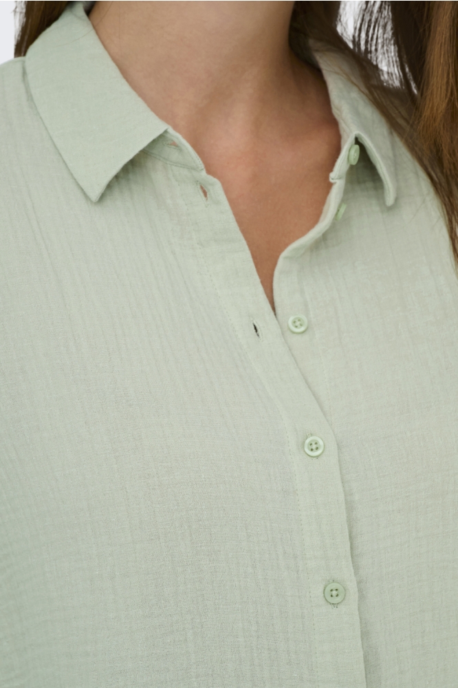 Jacqueline de Yong groene dames blouse | Close up