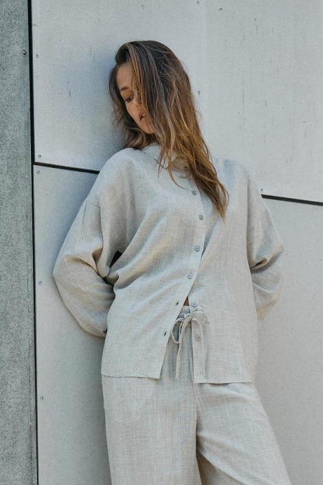 Noisy may beige dames blouse | Sfeerbeeld, In situatie