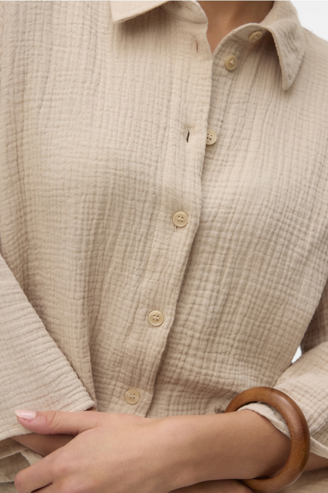 Vero Moda ecru dames blouse | Close up