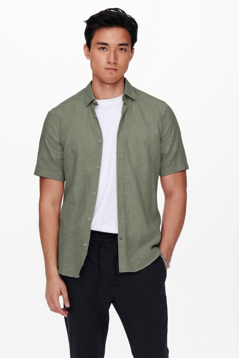 Only & Sons groene heren overhemd | Model vooraanzicht