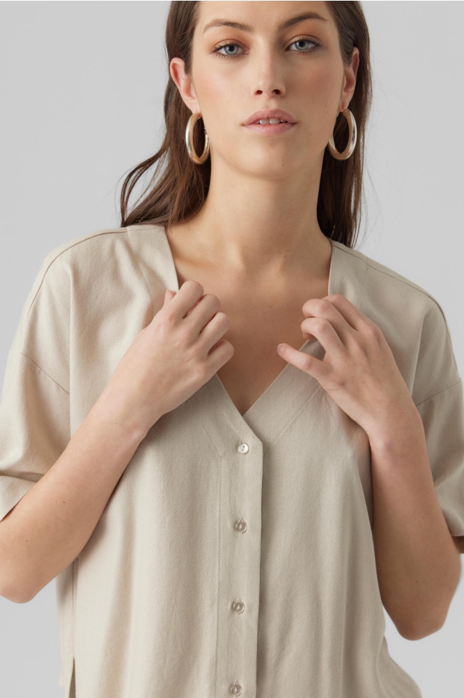 Vero Moda ecru dames blouse | Model