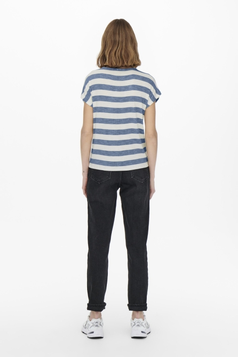 Only blauwe dames t-shirt | Model