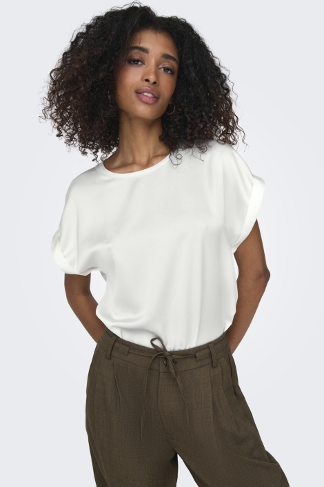 Only witte dames t-shirt | Model vooraanzicht
