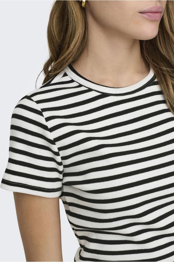 Jacqueline de Yong witte dames t-shirt | Close up