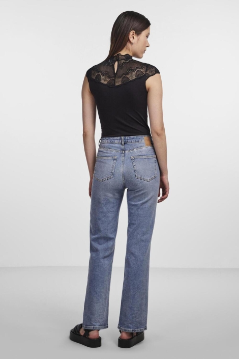 Pieces zwarte dames top | Model achteraanzicht