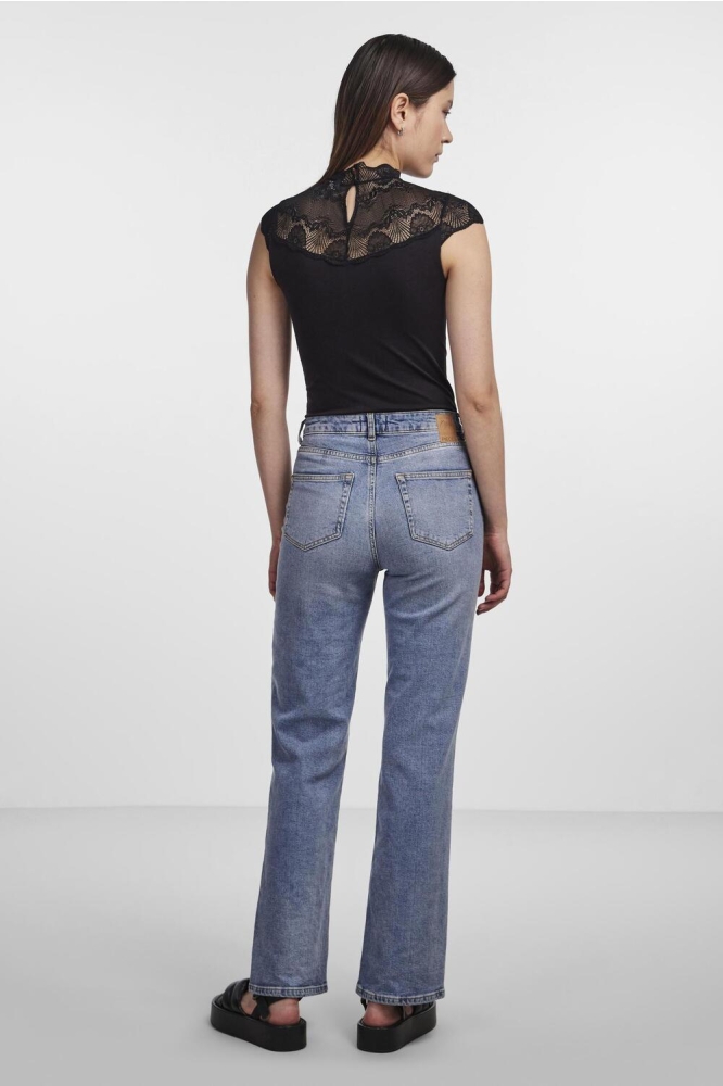 Pieces zwarte dames top | Model achteraanzicht