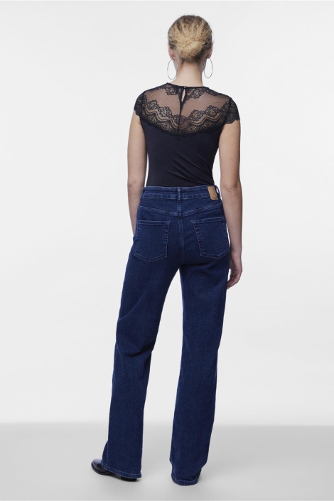 Pieces zwarte dames t-shirt | Model