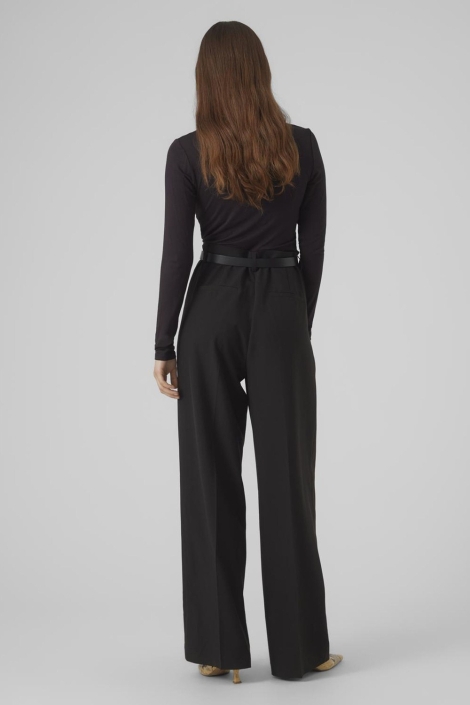 Vero Moda zwarte dames t-shirt | Model achteraanzicht