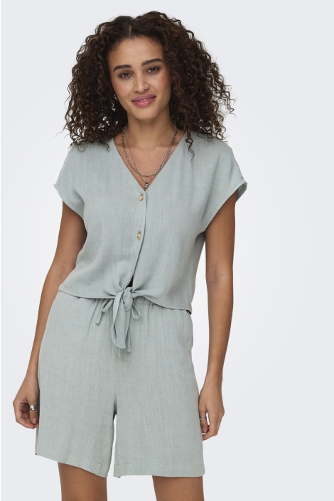 Only groene dames blouse | Model vooraanzicht