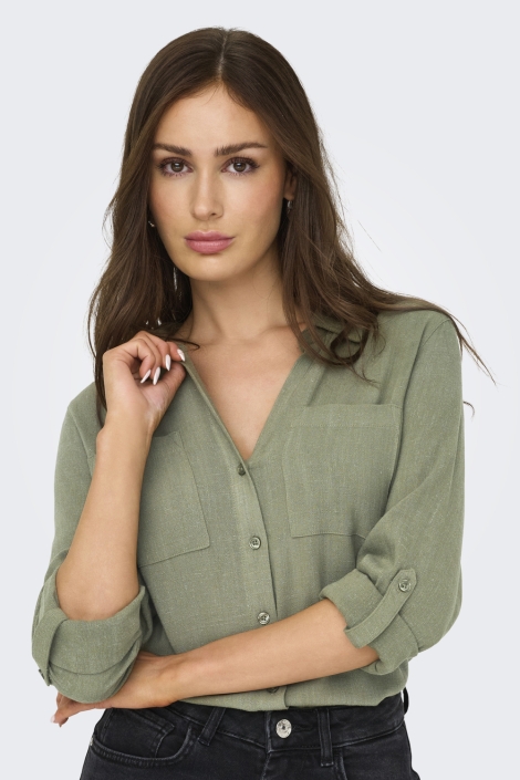 Only groene dames blouse | Model vooraanzicht