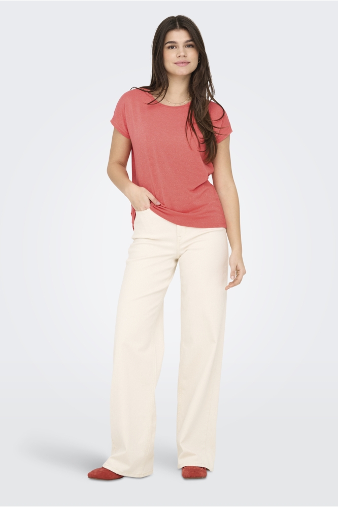 Only roze dames t-shirt | Model