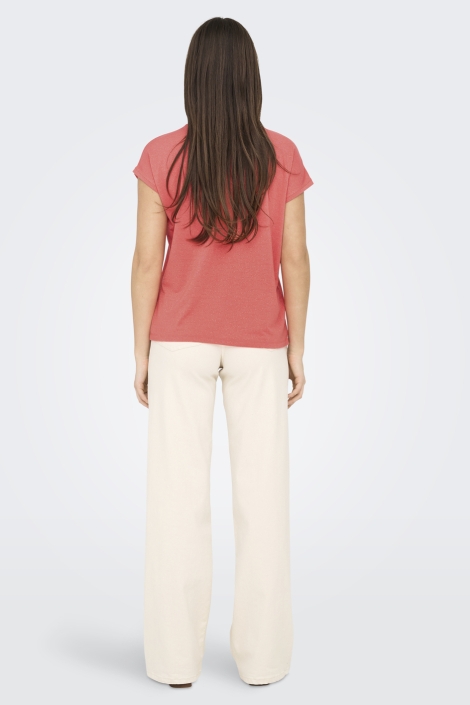 Only roze dames t-shirt | Model