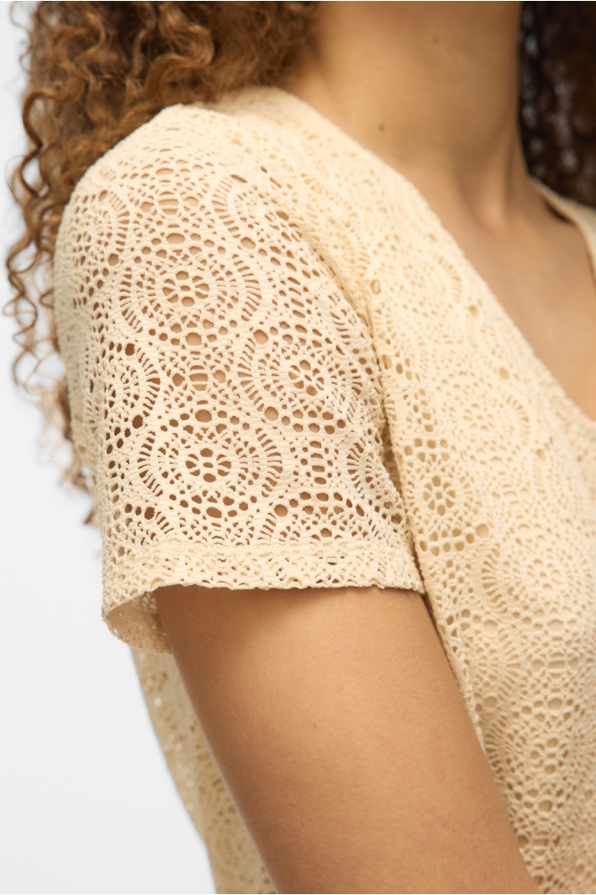Vero Moda ecru dames t-shirt | Close up