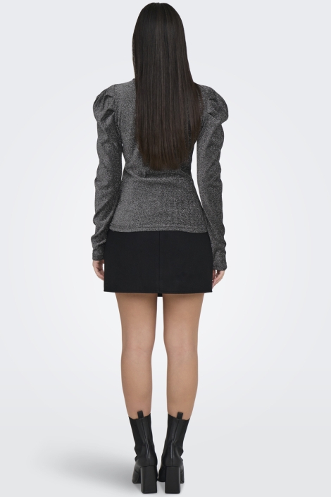 Only zwarte dames t-shirt | Model