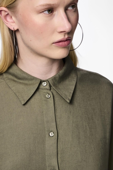 Pieces groene dames blouse | Close up