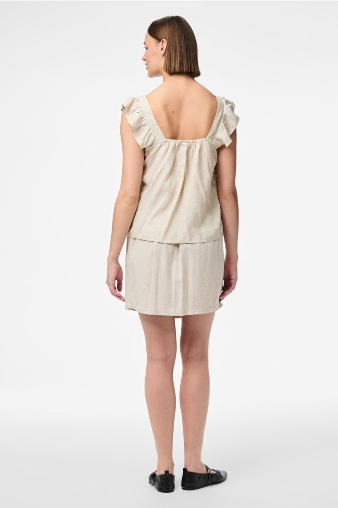 Pieces beige dames top | Model achteraanzicht