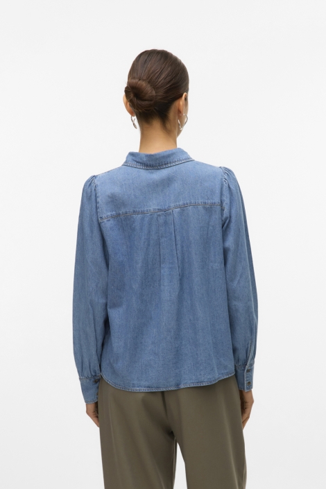 Vero Moda blauwe dames blouse | Model achteraanzicht