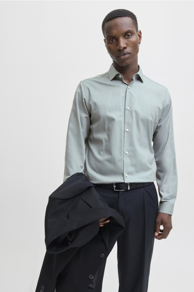 Jack & Jones blauwe heren overhemd | Model vooraanzicht