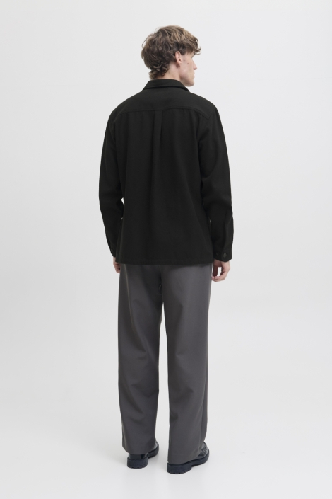 Jack & Jones zwarte heren overhemd | Model achteraanzicht