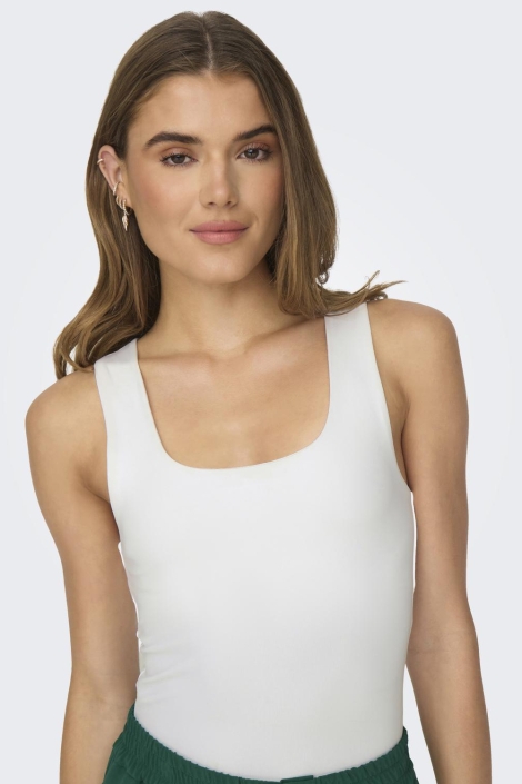 Only witte dames top | Model vooraanzicht