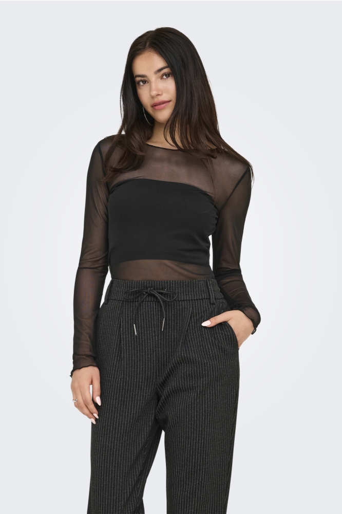 Jacqueline de Yong zwarte dames t-shirt | Model achteraanzicht