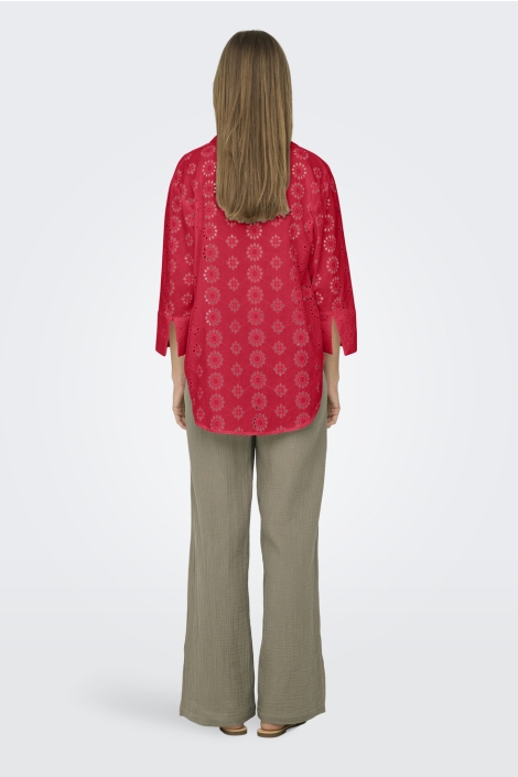 Jacqueline de Yong rode dames blouse | Model achteraanzicht